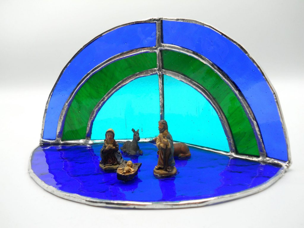 presepe luminoso in vetro artistico lavorato con tecnica Tiffany